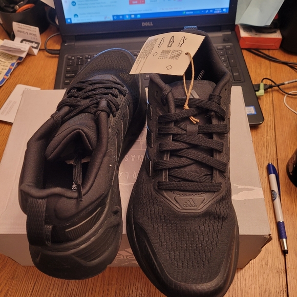 Ladies Adidas Sneakers - Picture 2 of 8